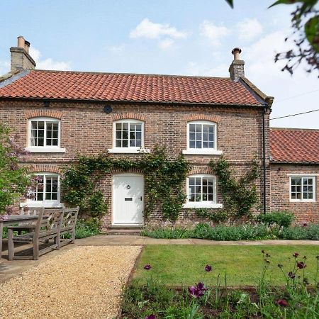 Richmond House Villa Felixkirk Esterno foto